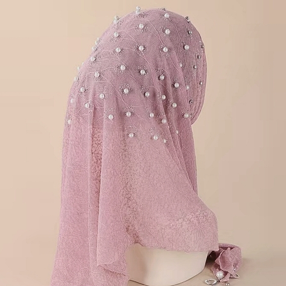 Mauve Scarf with Pearls - Picture 2 of 4